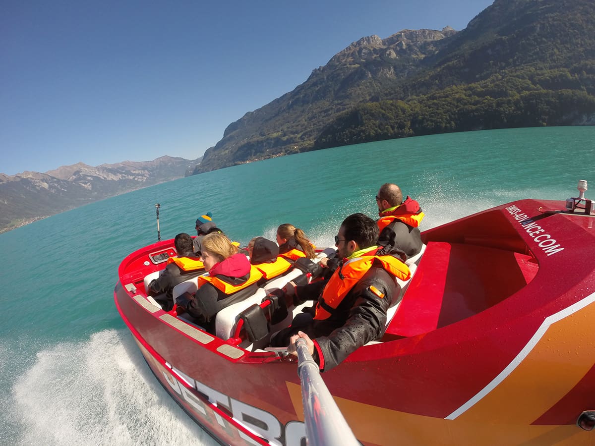 3 passeios imperdíveis em Interlaken, na Suíça di interlaken jetboat03