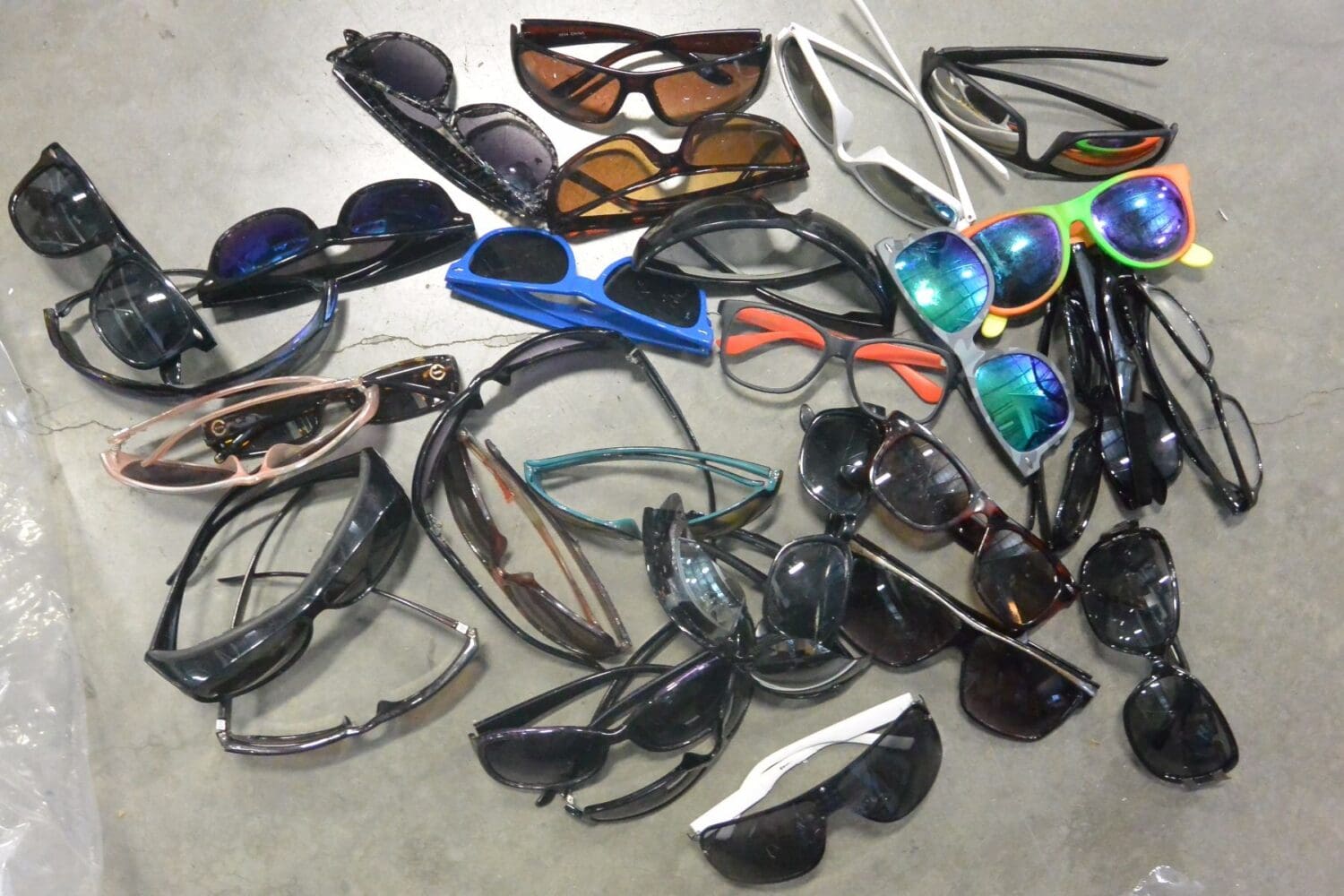 25 curiosidades da Disney que você não sabia di glasses