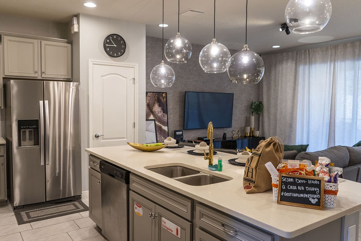 Sala e Cozinha no Windsor at Westside