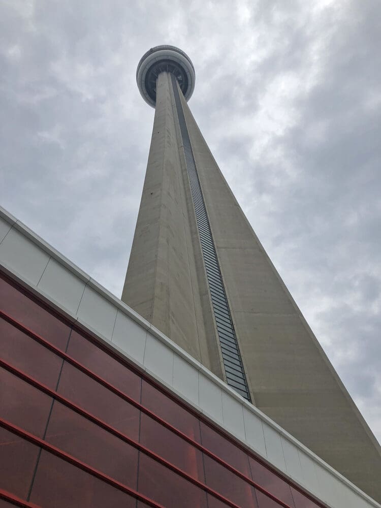 CN Tower - 3 atrações imperdíveis em Toronto