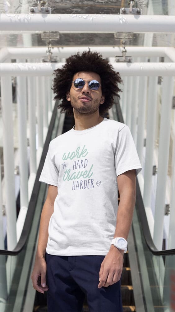 Camiseta com tema de viagem