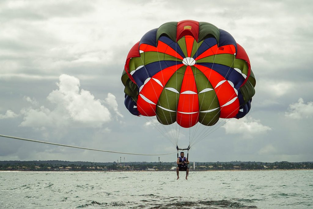 Parasail na Praia do Forte