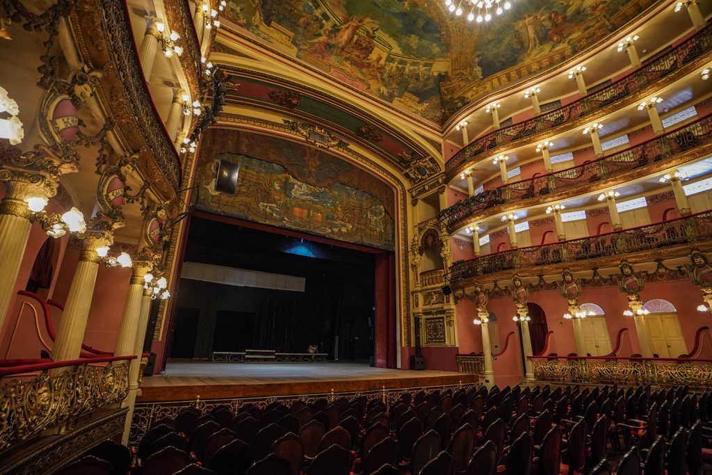 O que fazer em Manaus e Presidente Figueiredo teatro amazonas04