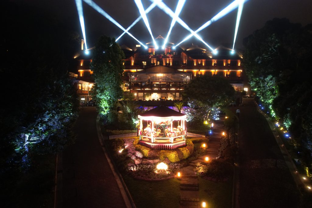 Hotel Casa da Montanha: principais novidades. Show de Luzes Um Tempo Inesquecível Casa da Montanha
