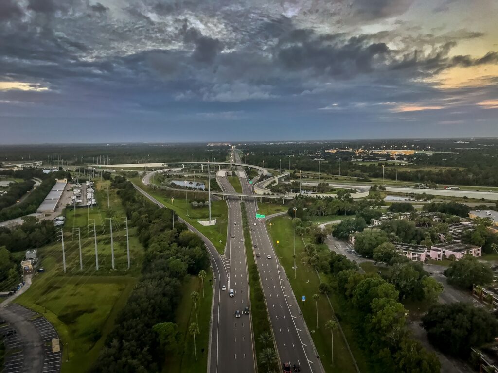imagem aerea de estradas de orlando