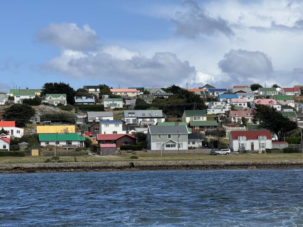 casas em beira da água em stanley