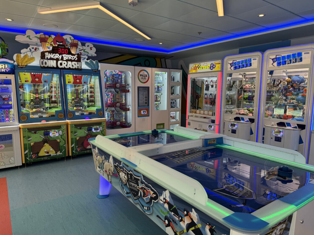 Tudo sobre o Star of The Seas: o mais novo maior navio de cruzeiro do mundo com 20 toboáguas IMG 2868