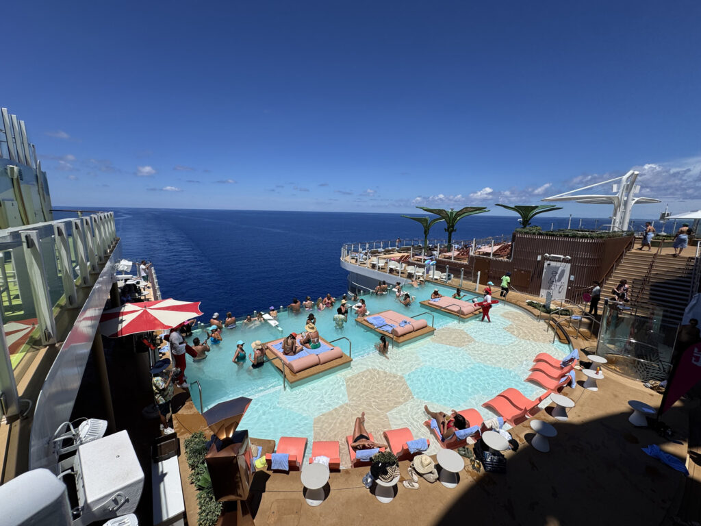 Tudo sobre o Star of The Seas: o mais novo maior navio de cruzeiro do mundo com 20 toboáguas IMG 4030